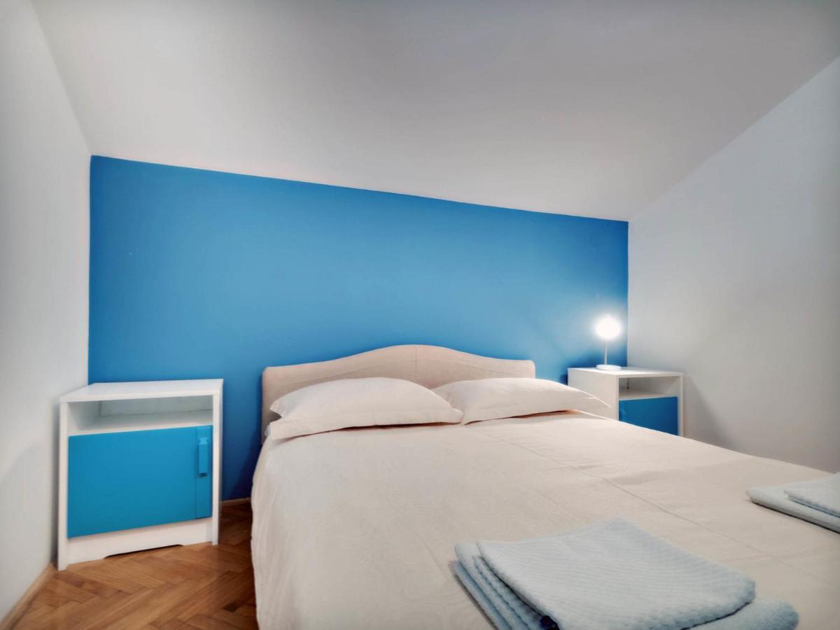 Apartments Zizic Vodice Quarto foto